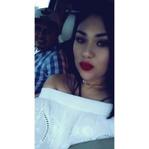 Meet your Posher, Sheila v